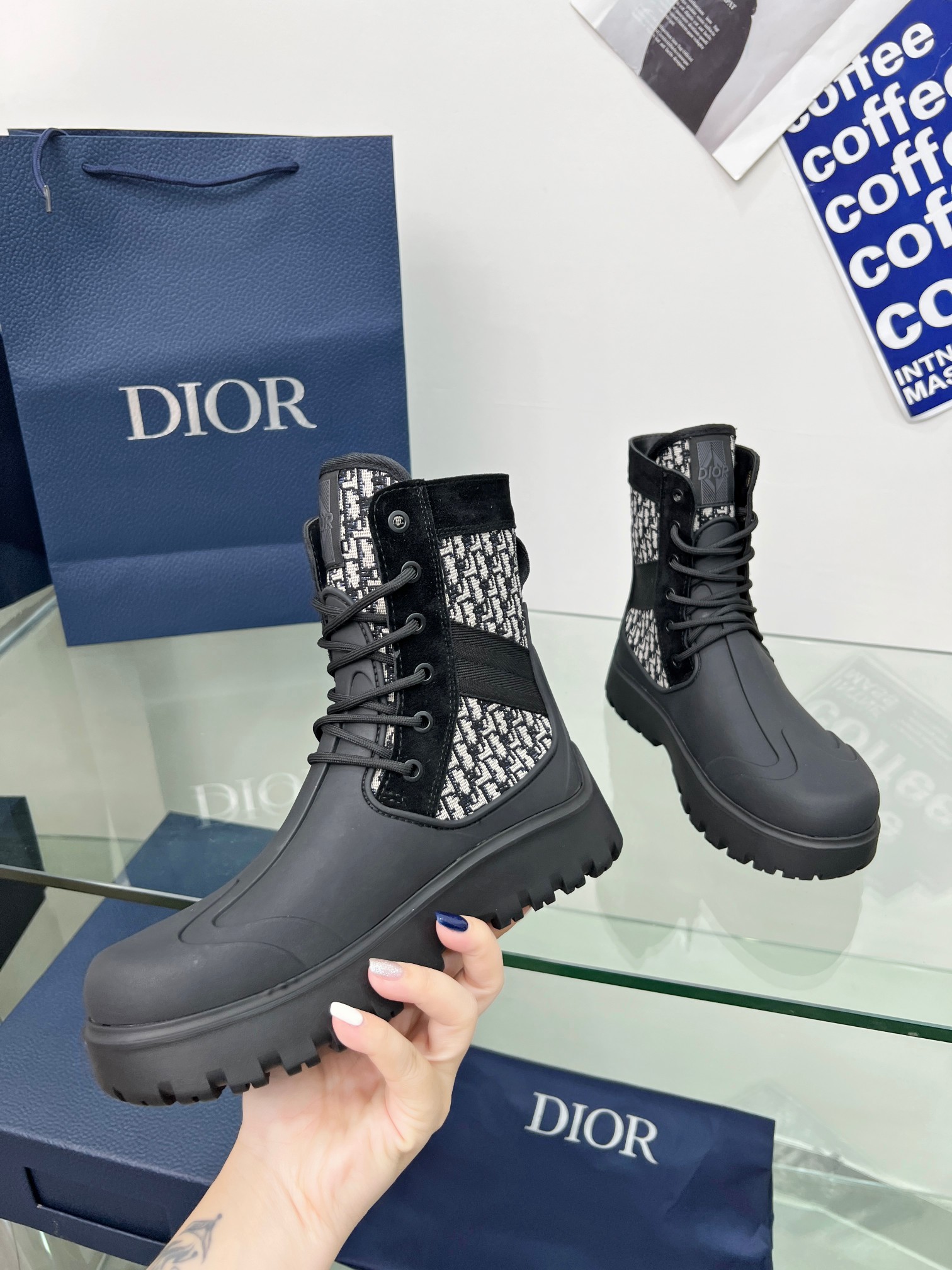 Bagsaaa D10r Garden Lace-Up Boot Blue