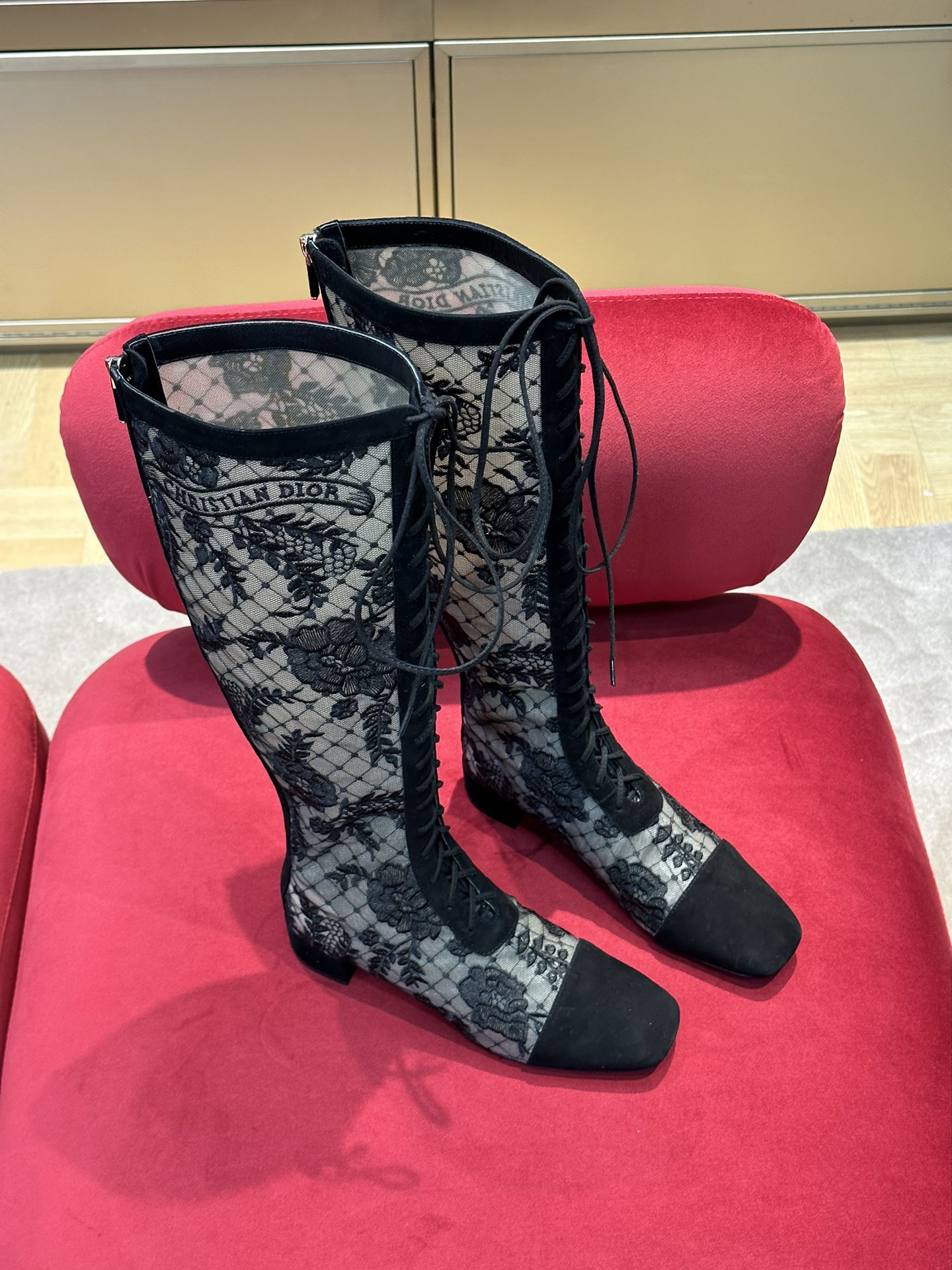 BAGSAAA D10r NAUGHTILY-D HEELED ANKLE LONG BOOT