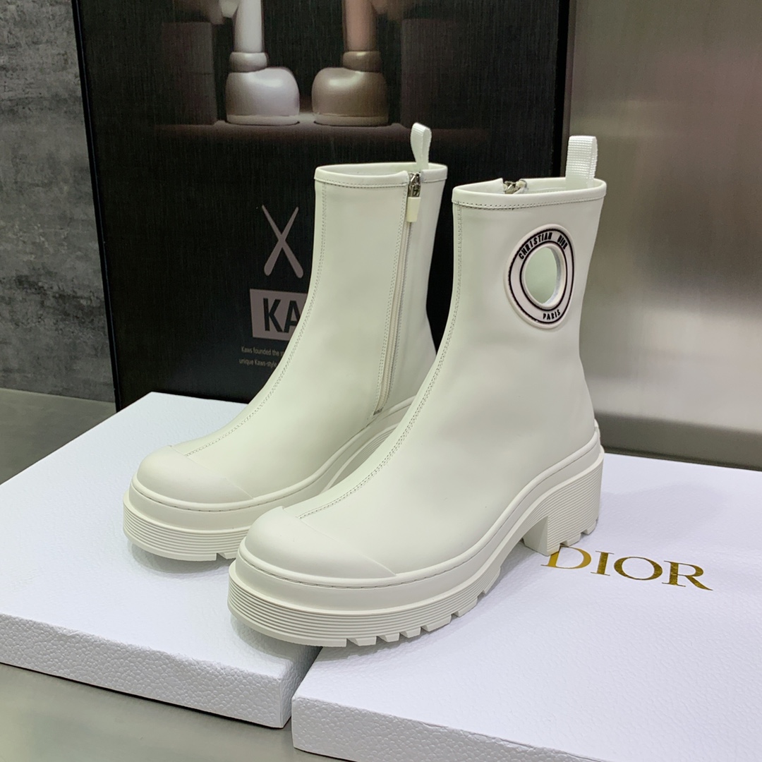 Bagsaaa D10r Symbol Ankle Boot S*pple Calfskin
