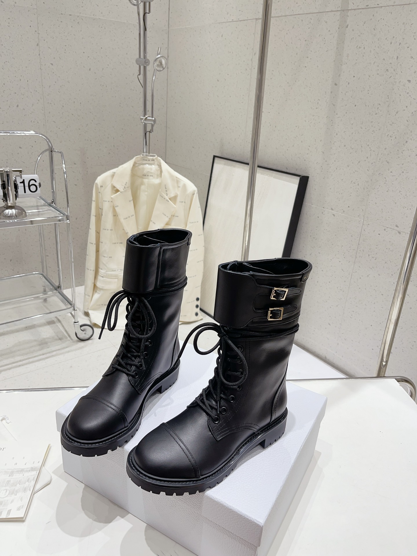 Bagsaaa D10r D-Trap Ankle Boot Black Calfskin and Shearling