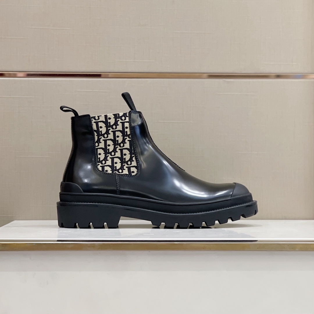 Bagsaaa D10r Chelsea Leather Boots