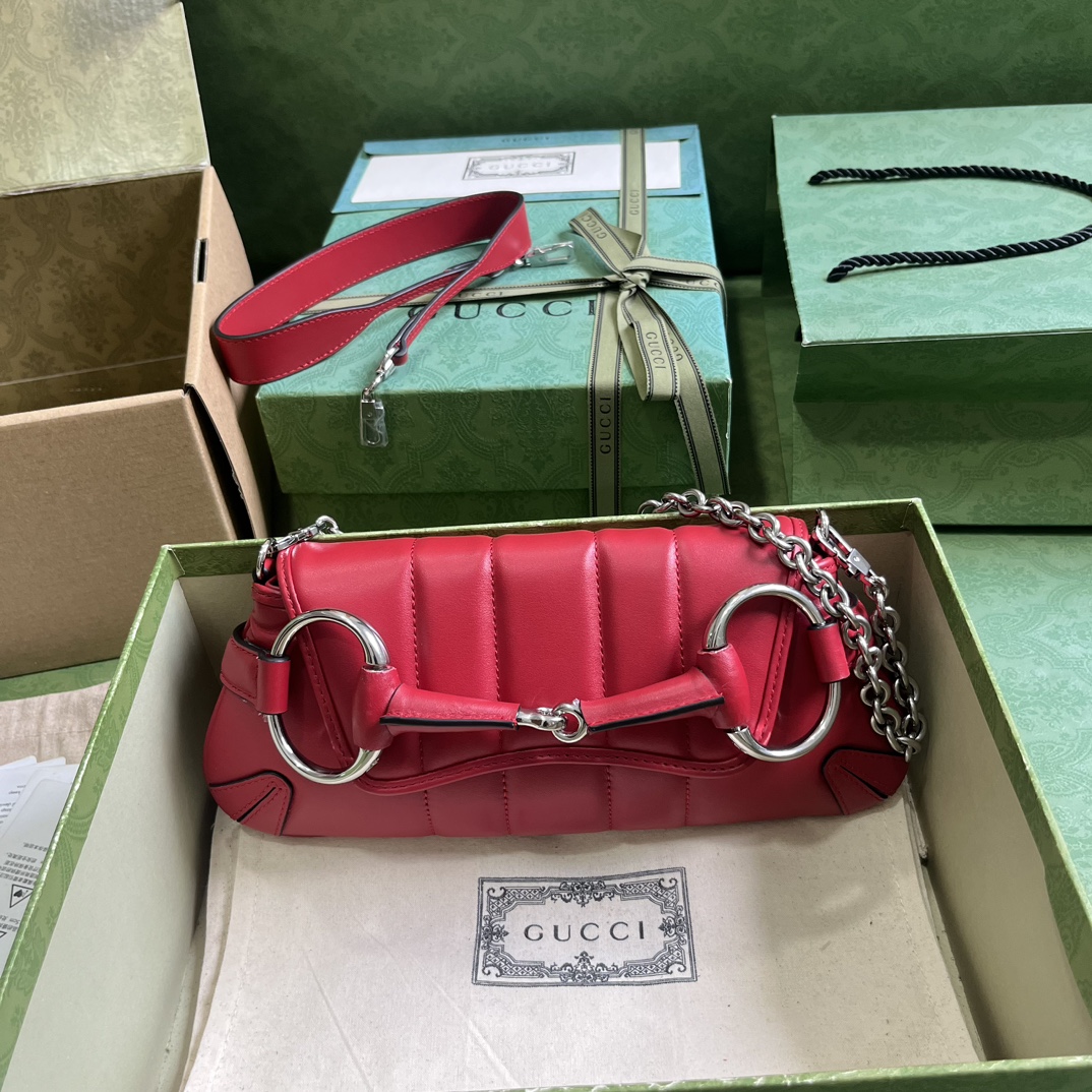 Bagsaaa Gvc*1 Horsebit Chain Small Shoulder Bag Red Leather