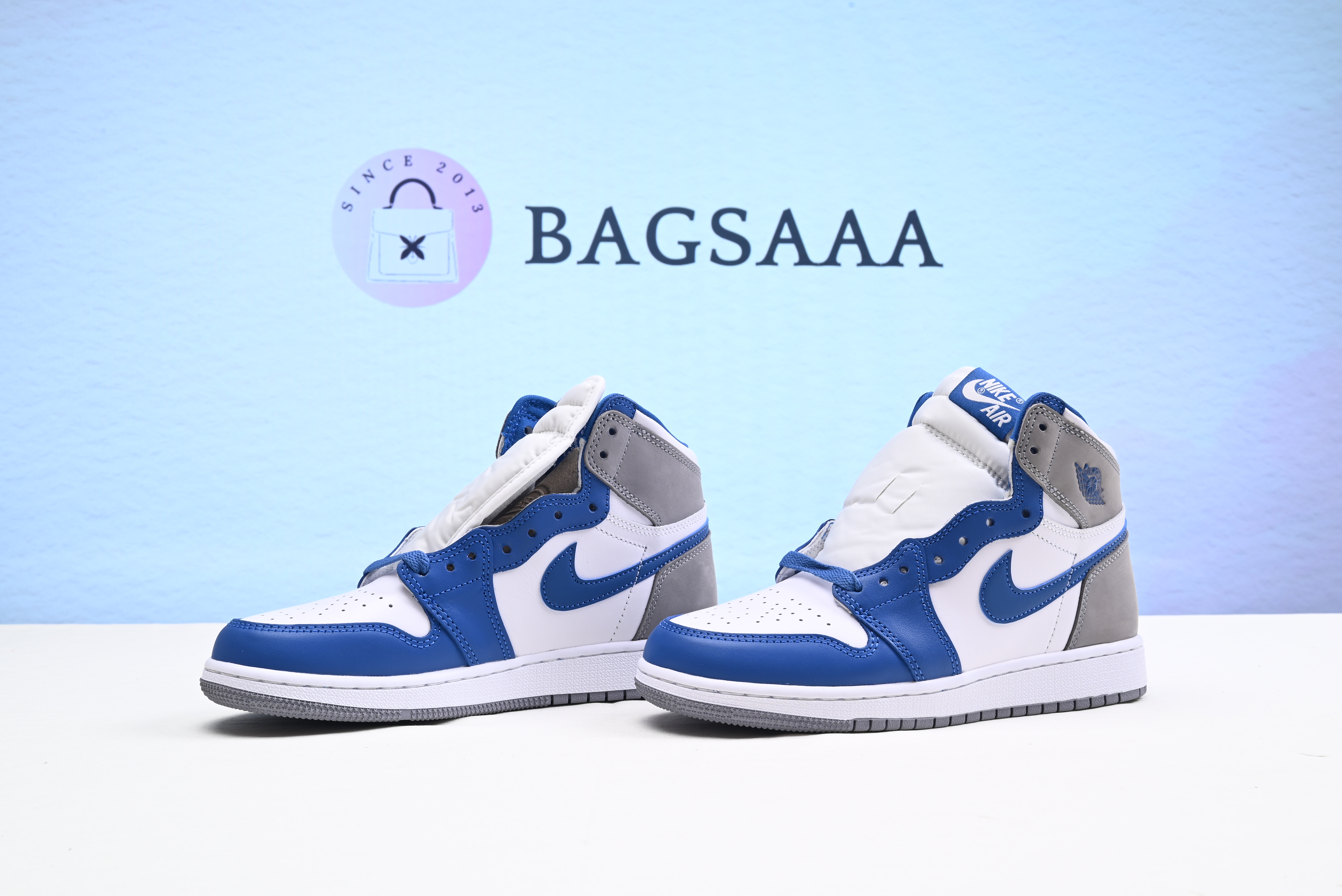 Air Jordan 1 True Blue