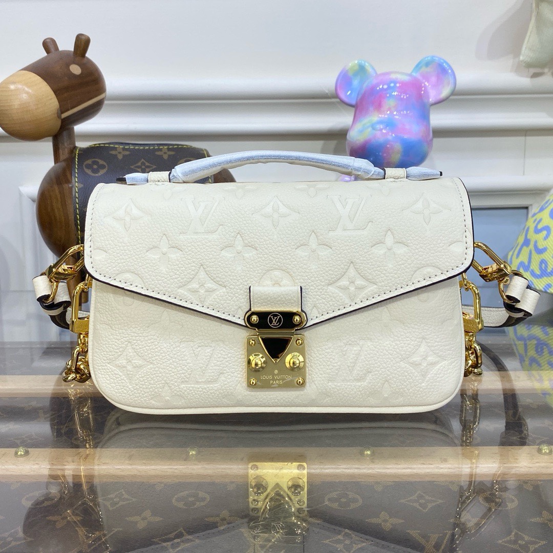 Bagsaaa L0vis Vvtt0n Pochette Métis East West White M22942