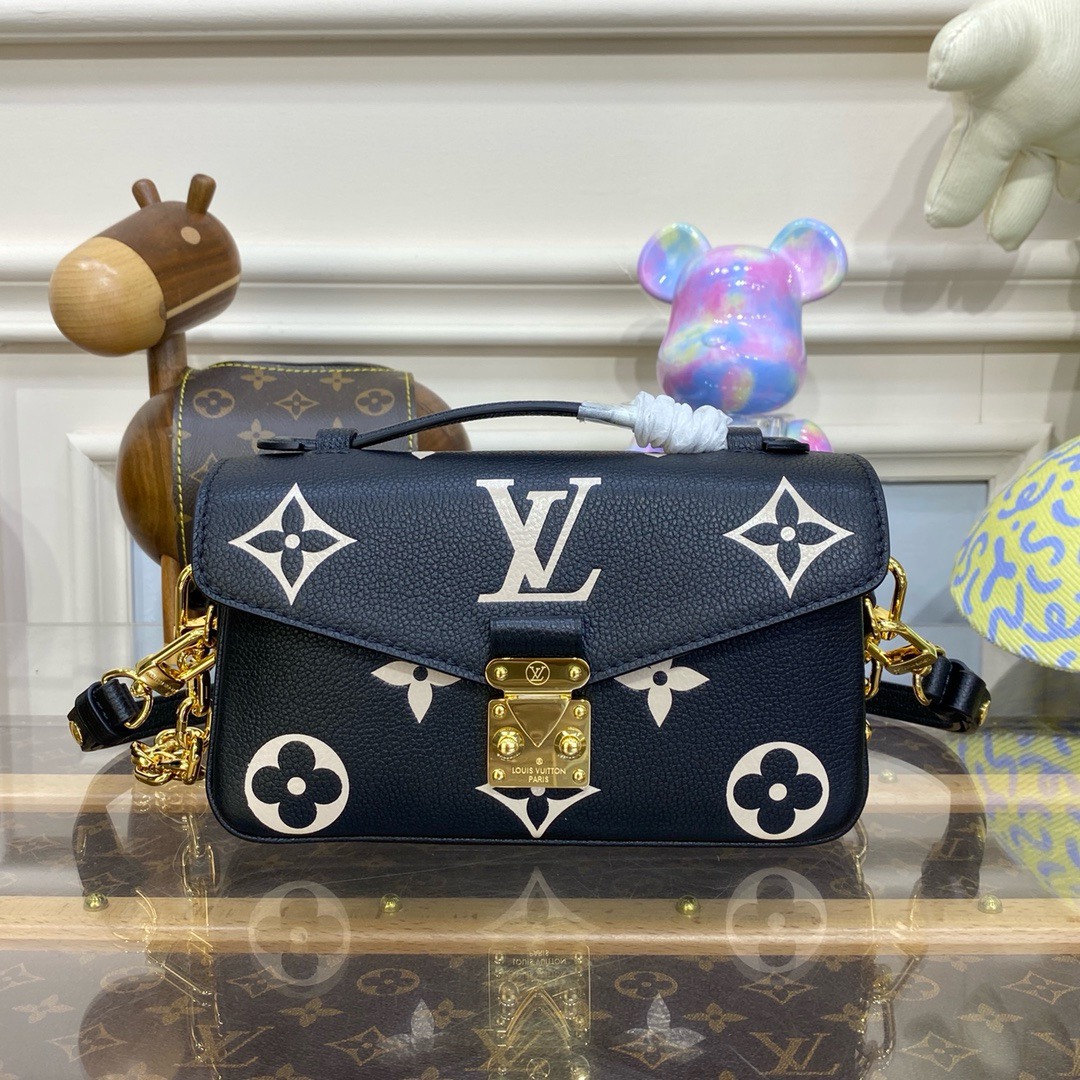 Bagsaaa L0vis Vvtt0n Pochette Métis East West Black