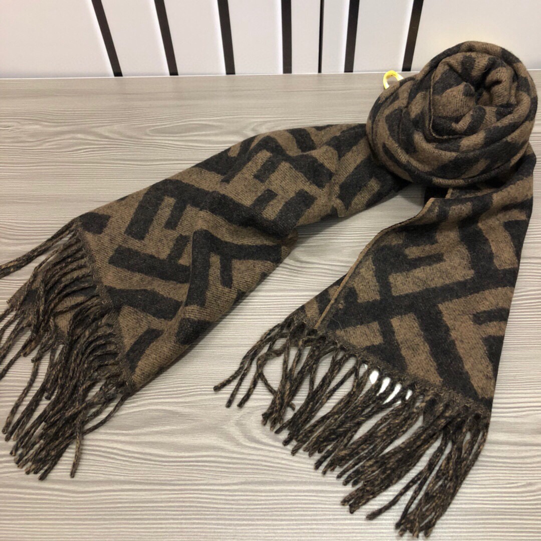 Bagsaaa F**dii FF Scarf Black