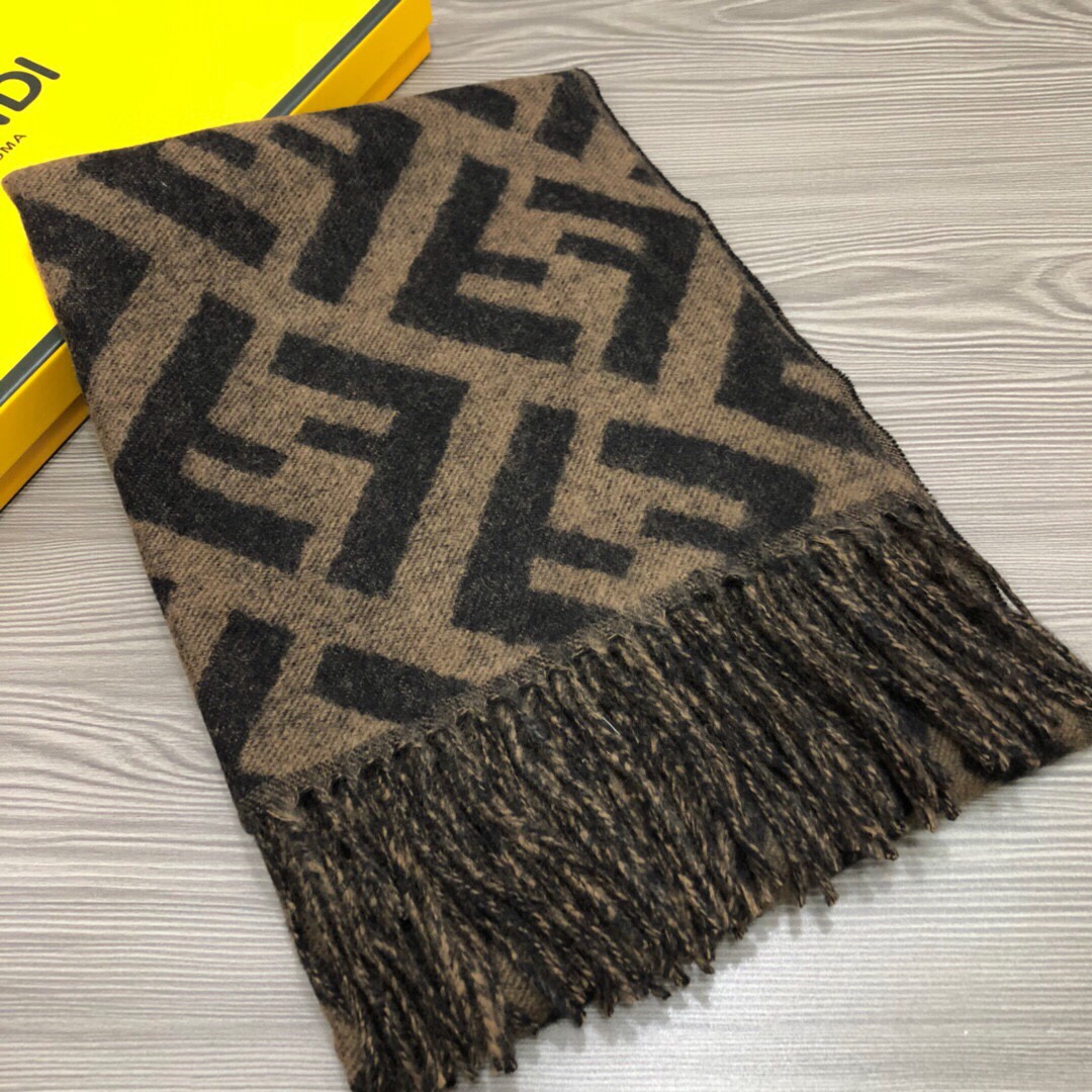 Bagsaaa F**dii FF Scarf Black