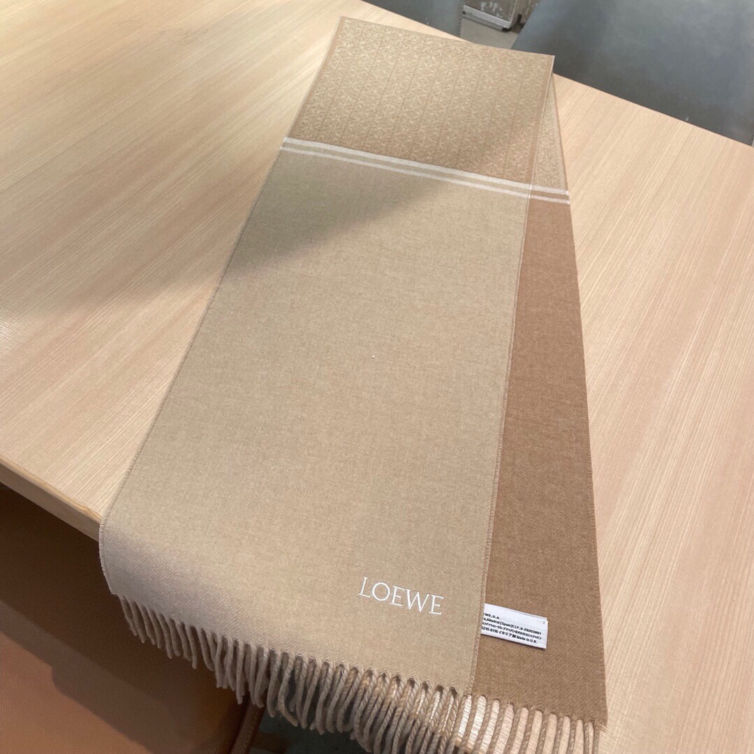 Bagsaaa L0ew* Scarf Beige 182*30cm