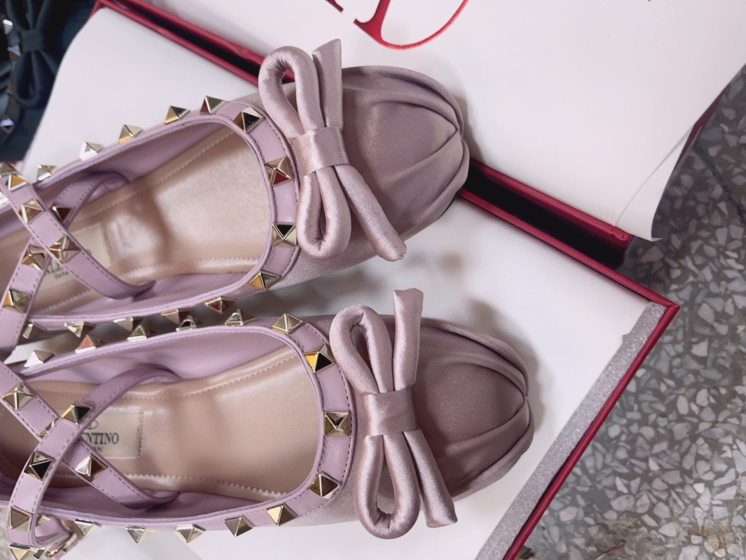 Bagsaaa Va1e*ntin0 Garavani Silk Rockstud Ballet Flats Purple