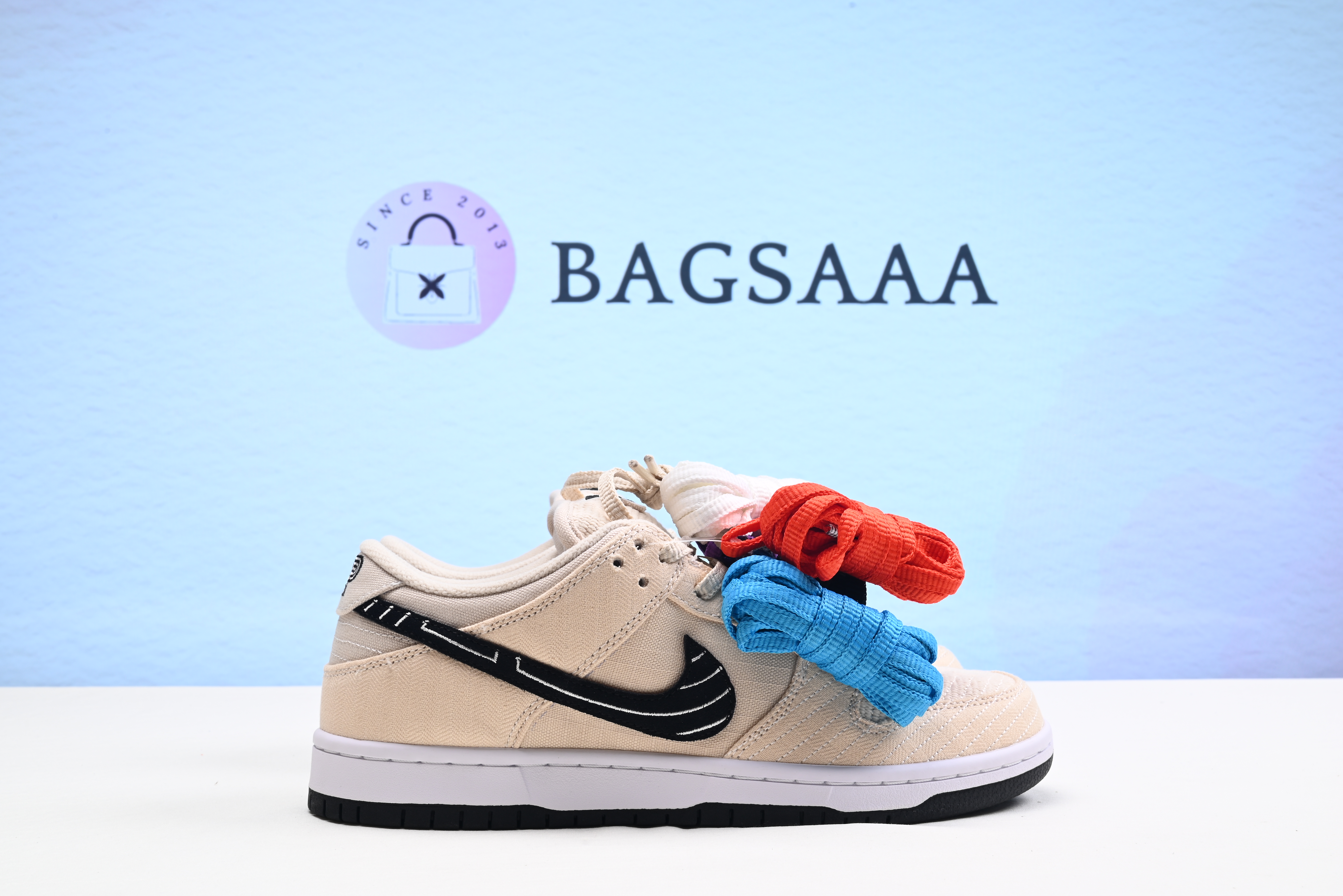 Nike SB Dunk Low Beige