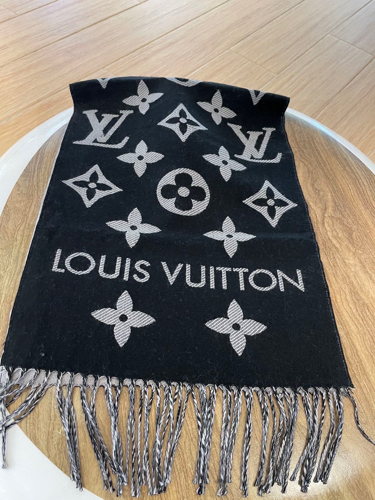 Bagsaaa L0vis Vvtt0n Monogram Black Scarf 186x34cm