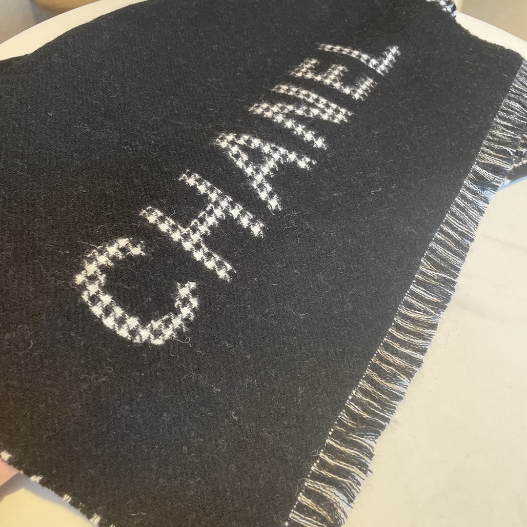 Bagsaaa Ch**el Black Scarf 45*185cm