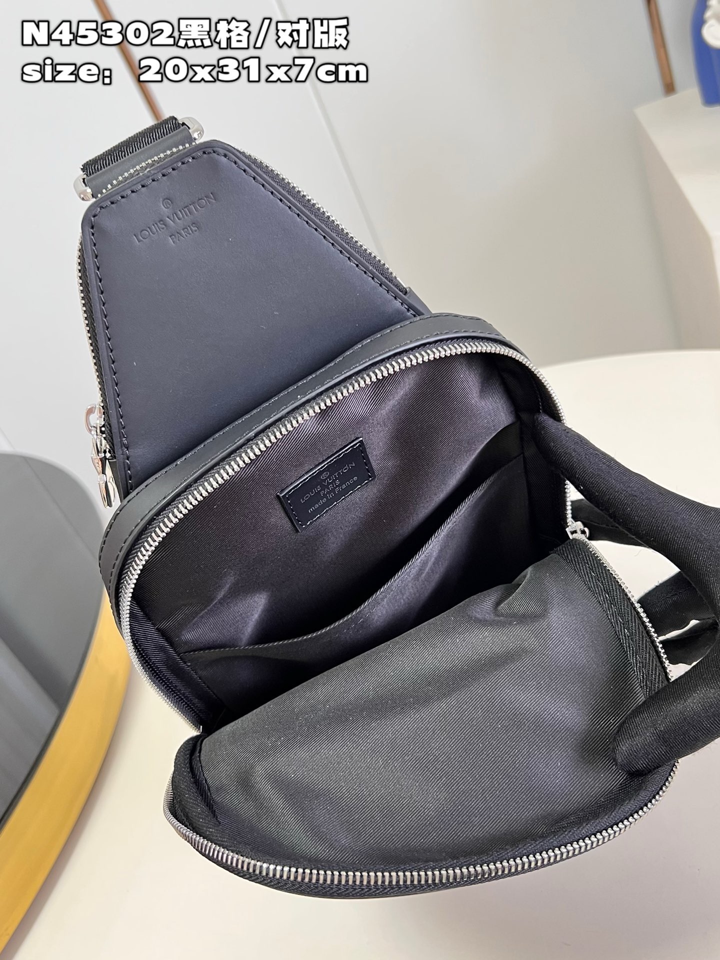 Bagsaaa L0vis Vvtt0n Avenue NM Slingbag