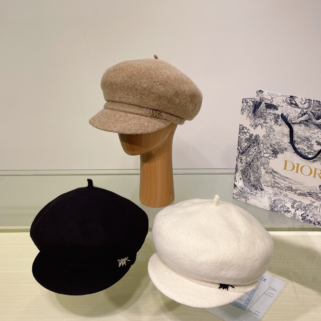 Bagsaaa D10r Beret Hat 