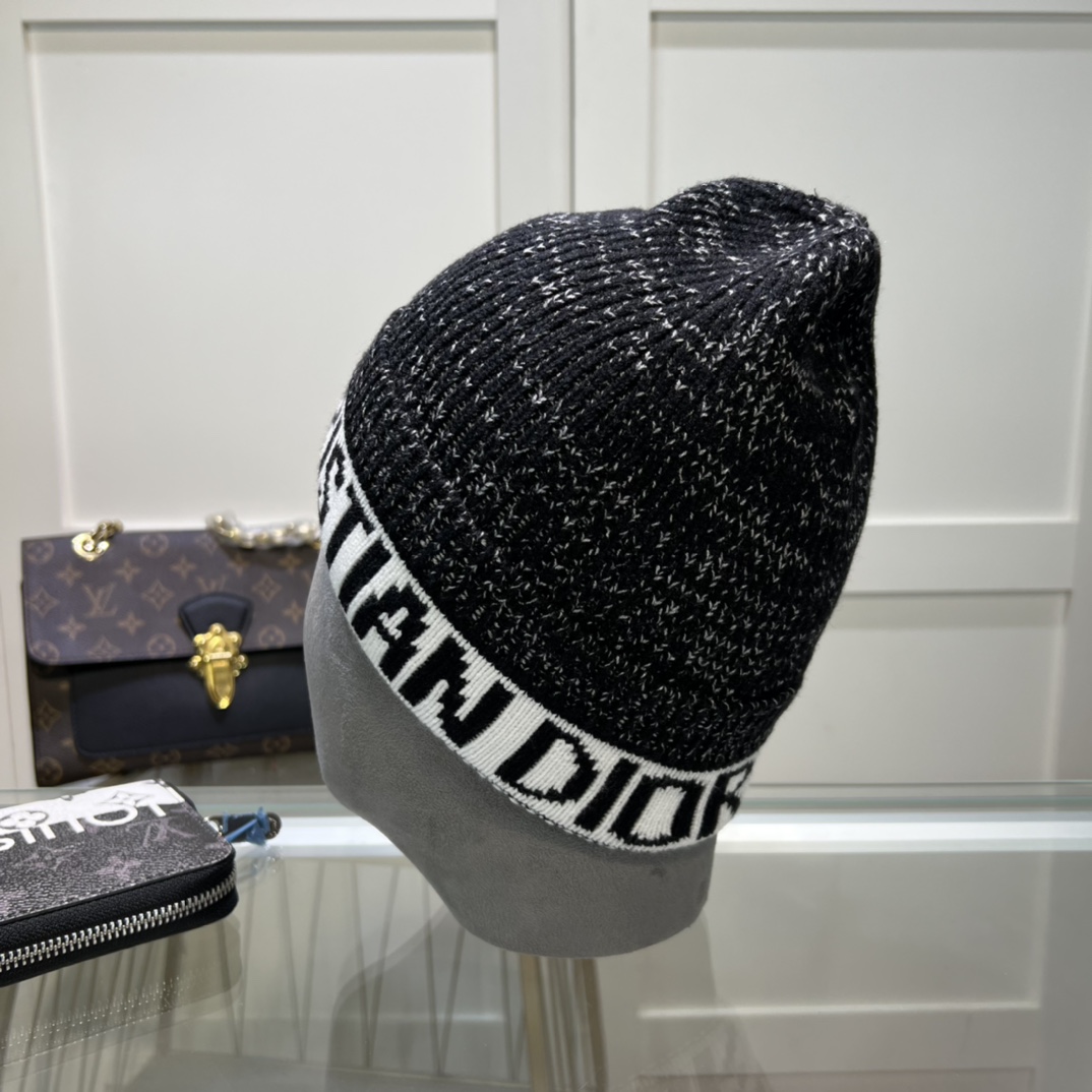 Bagsaaa D10r Beanie wool hat 4 colors