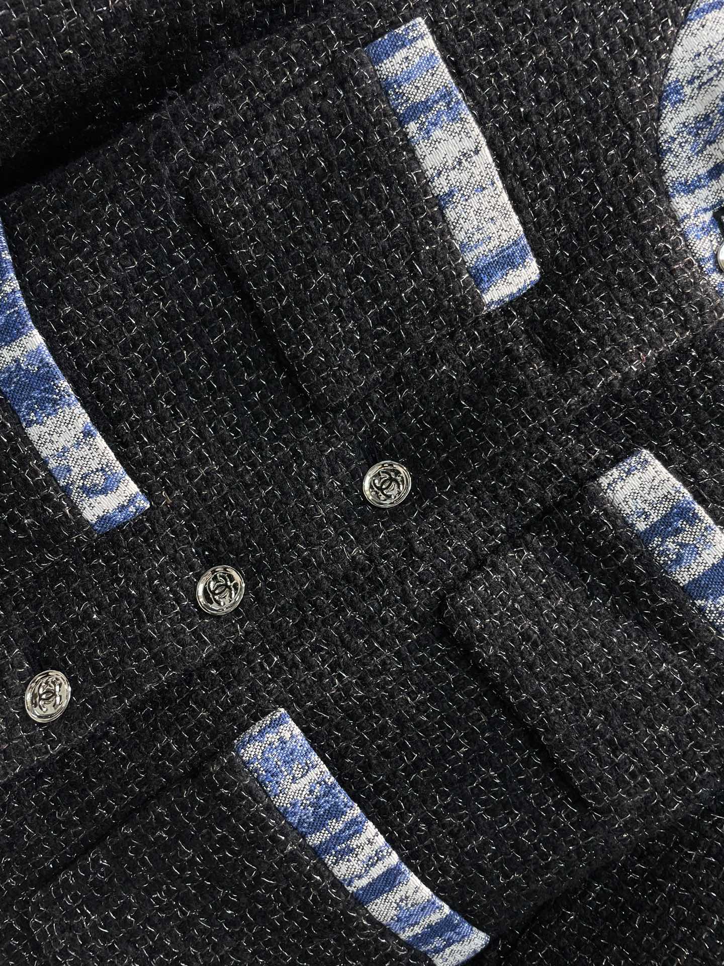 Bagsaaa Ch**el Tweed Black Jacket 4 pockets