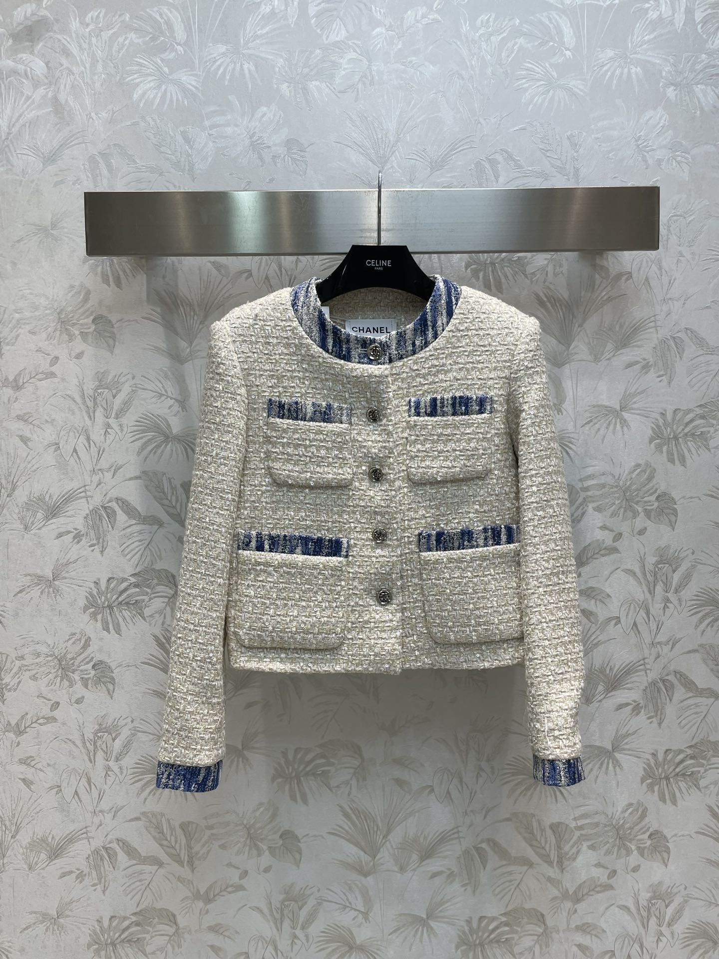Bagsaaa Ch**el Tweed White Jacket