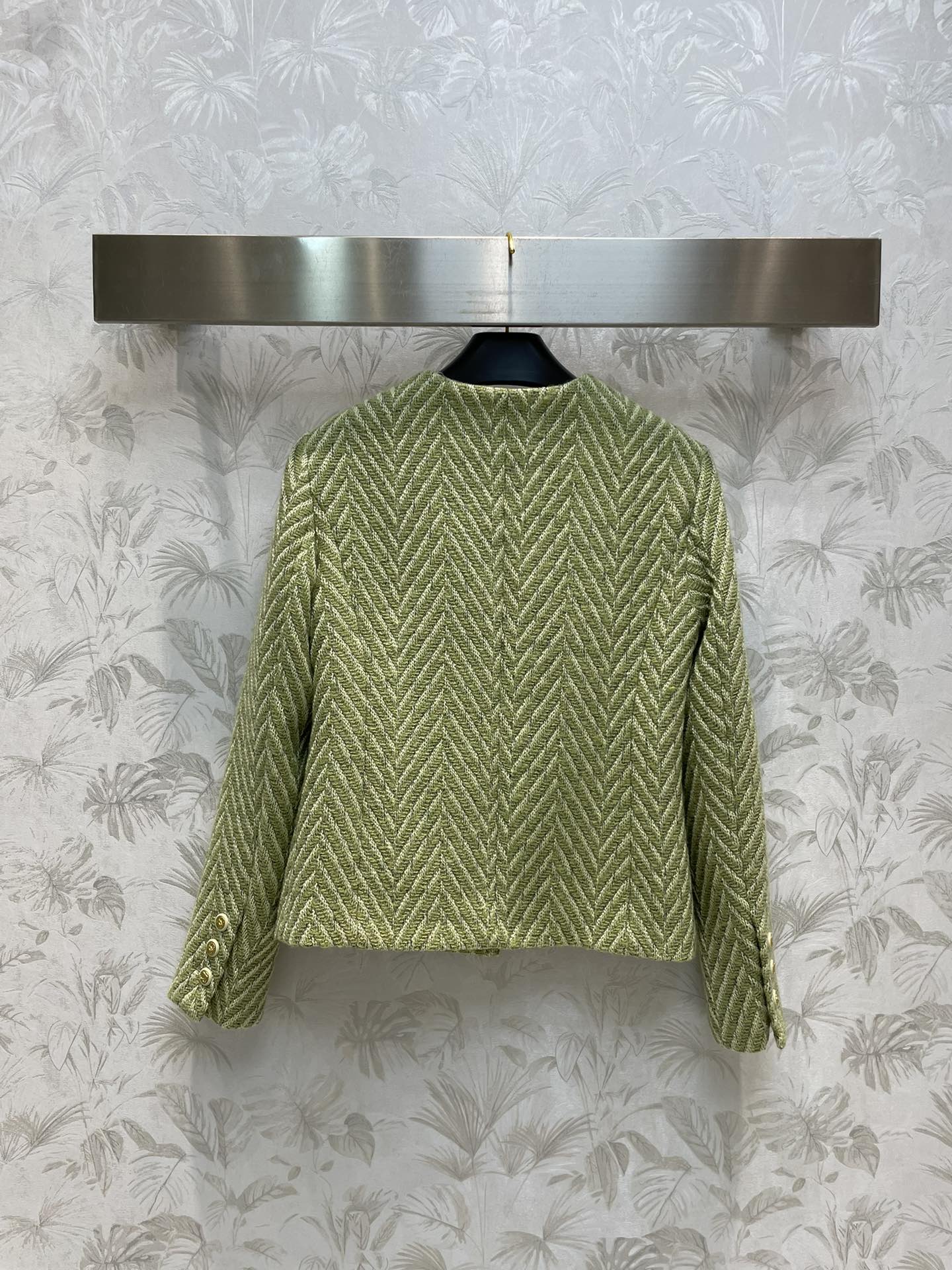 Bagsaaa Ch**el Tweed Green Jacket 2 pockets
