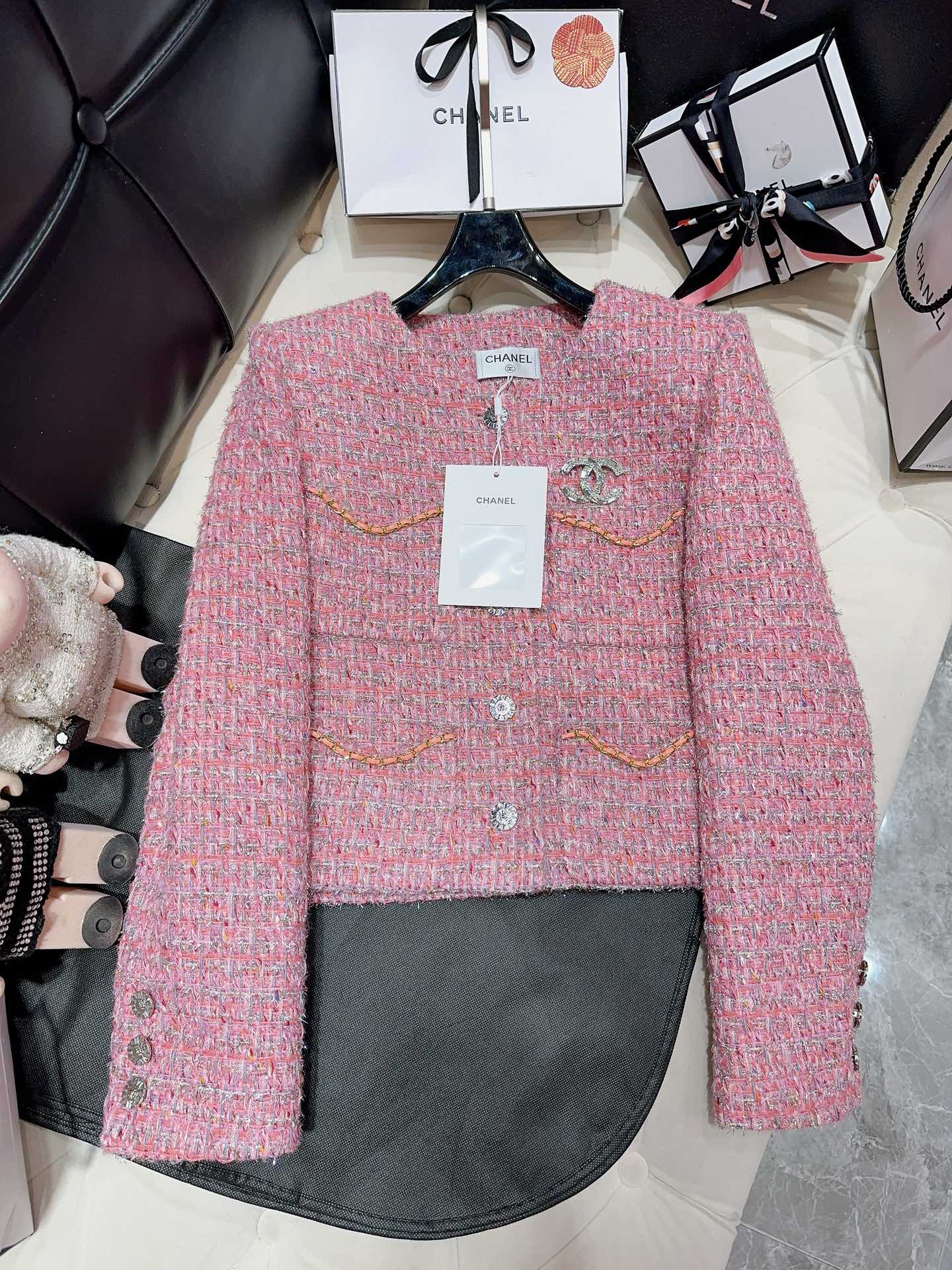 Bagsaaa Ch**el Tweed Pink Jacket CC Silver Logo Hardware
