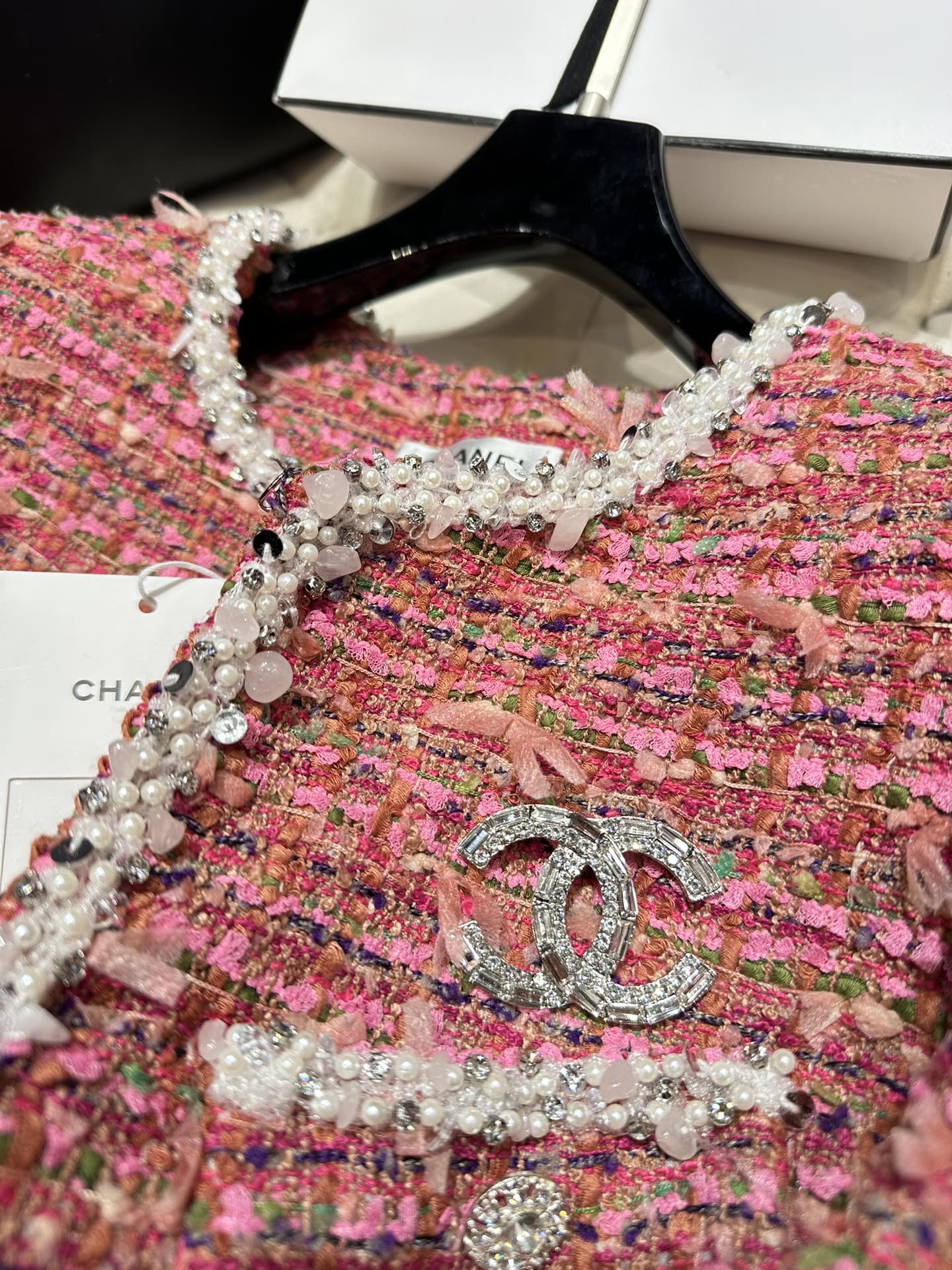 Bagsaaa Ch**el Tweed Pink Jacket Pearl Line