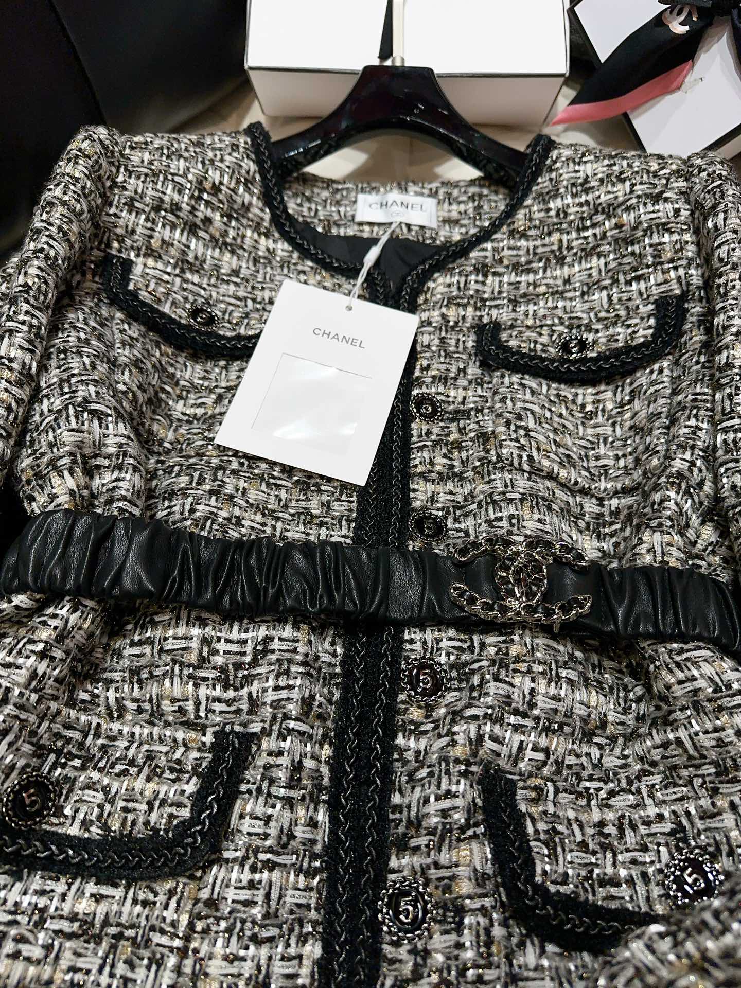 Bagsaaa Ch**el Tweed Black Long Jacket With belt