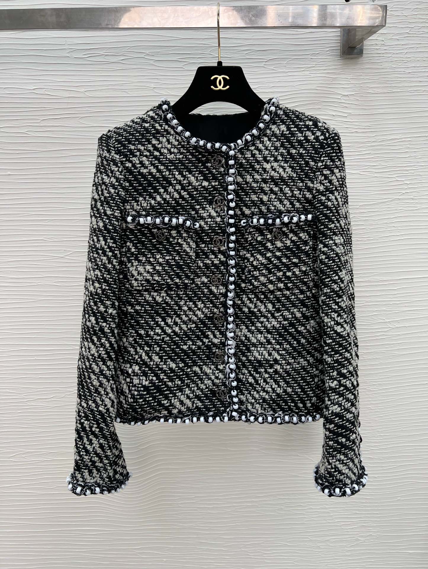 Bagsaaa Ch**el Tweed Grey Jacket Pearl