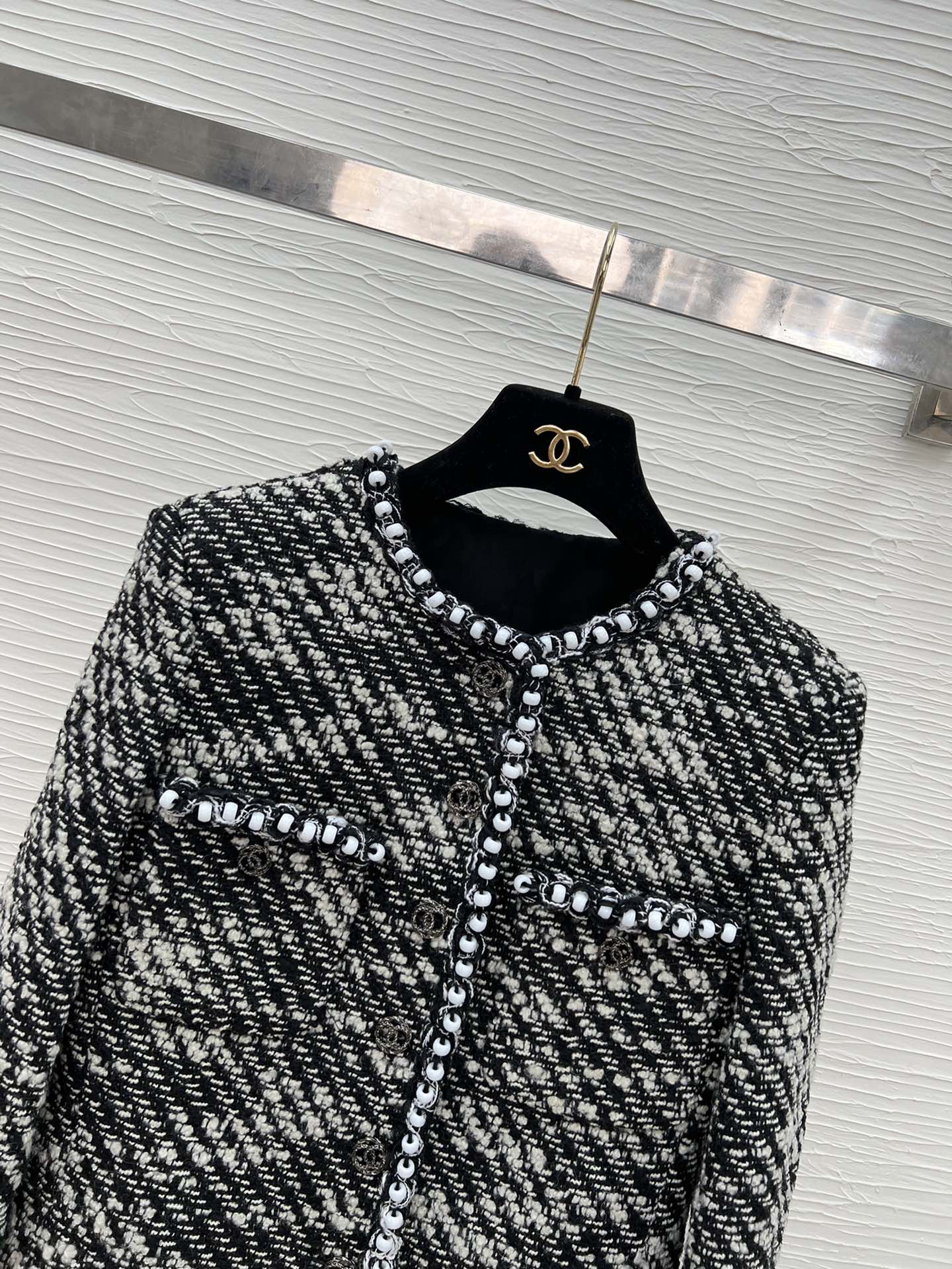 Bagsaaa Ch**el Tweed Grey Jacket Pearl