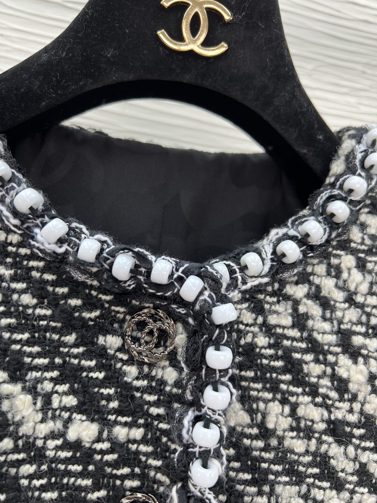 Bagsaaa Ch**el Tweed Grey Jacket Pearl
