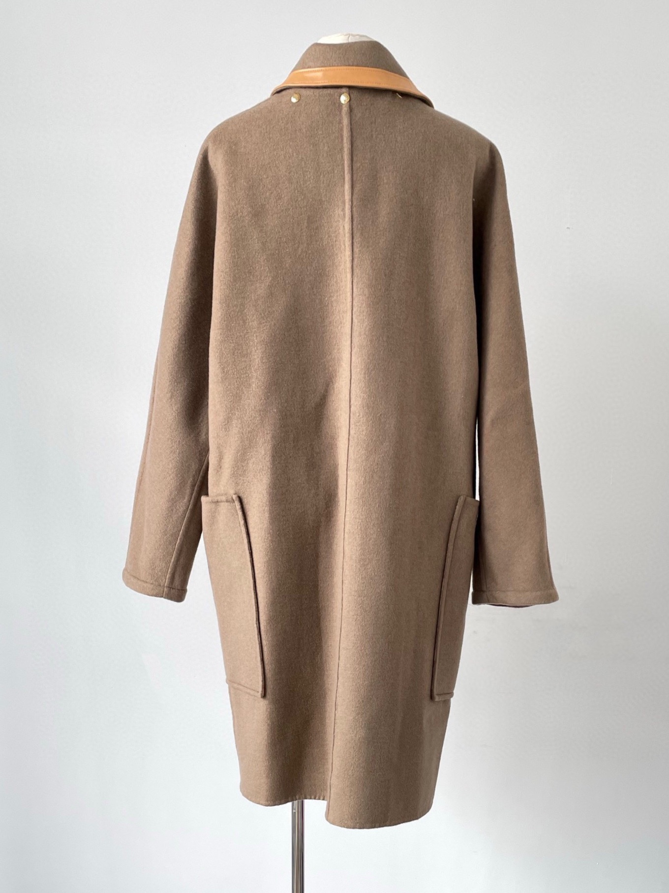 Bagsaaa L0vis Vvtt0n Long Coat Beige