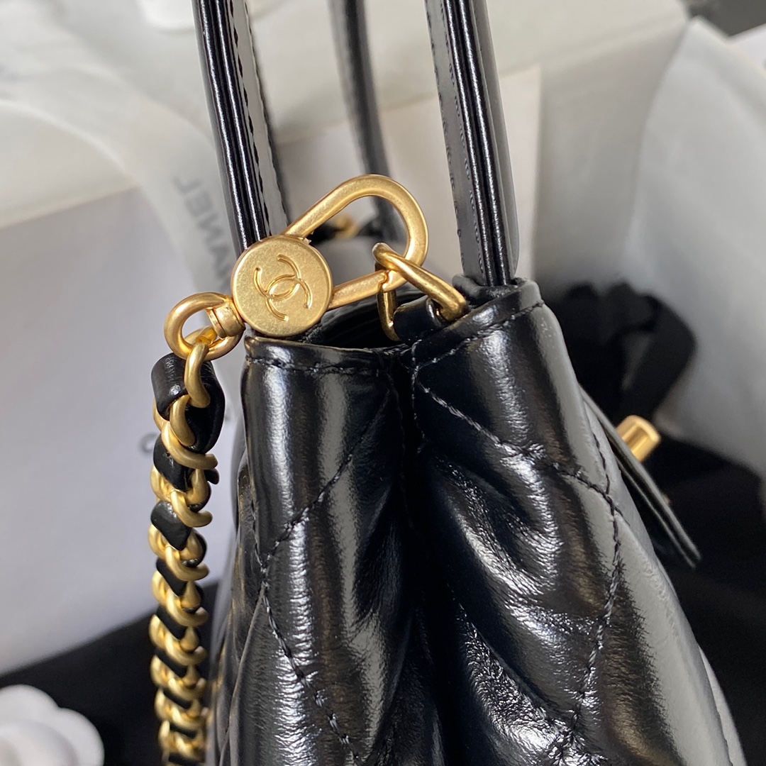 Bagsaaa Ch**el Top Handle Black bag 22cm