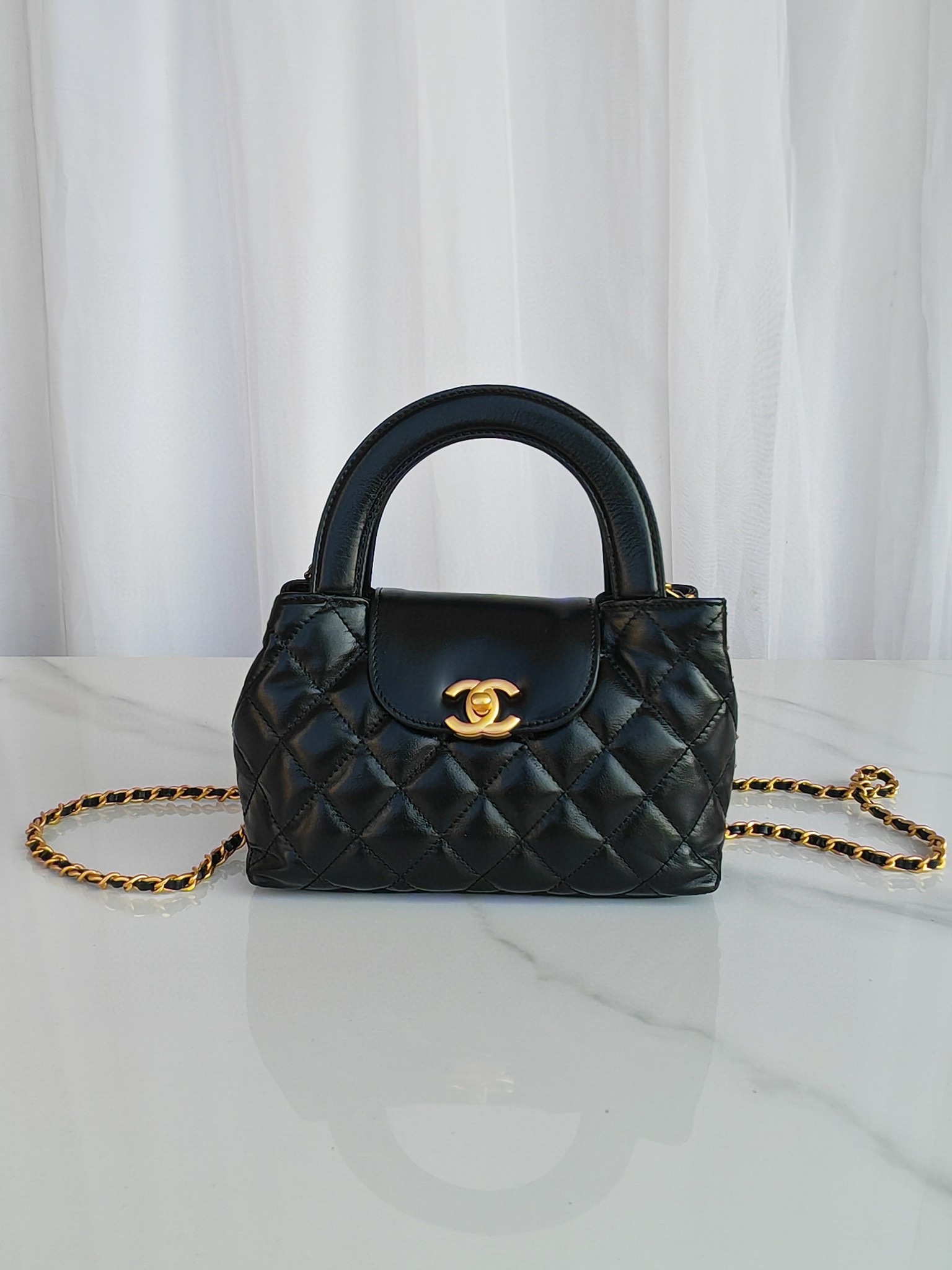 Bagsaaa Ch**el Top Handle Black bag 13X19X7cm