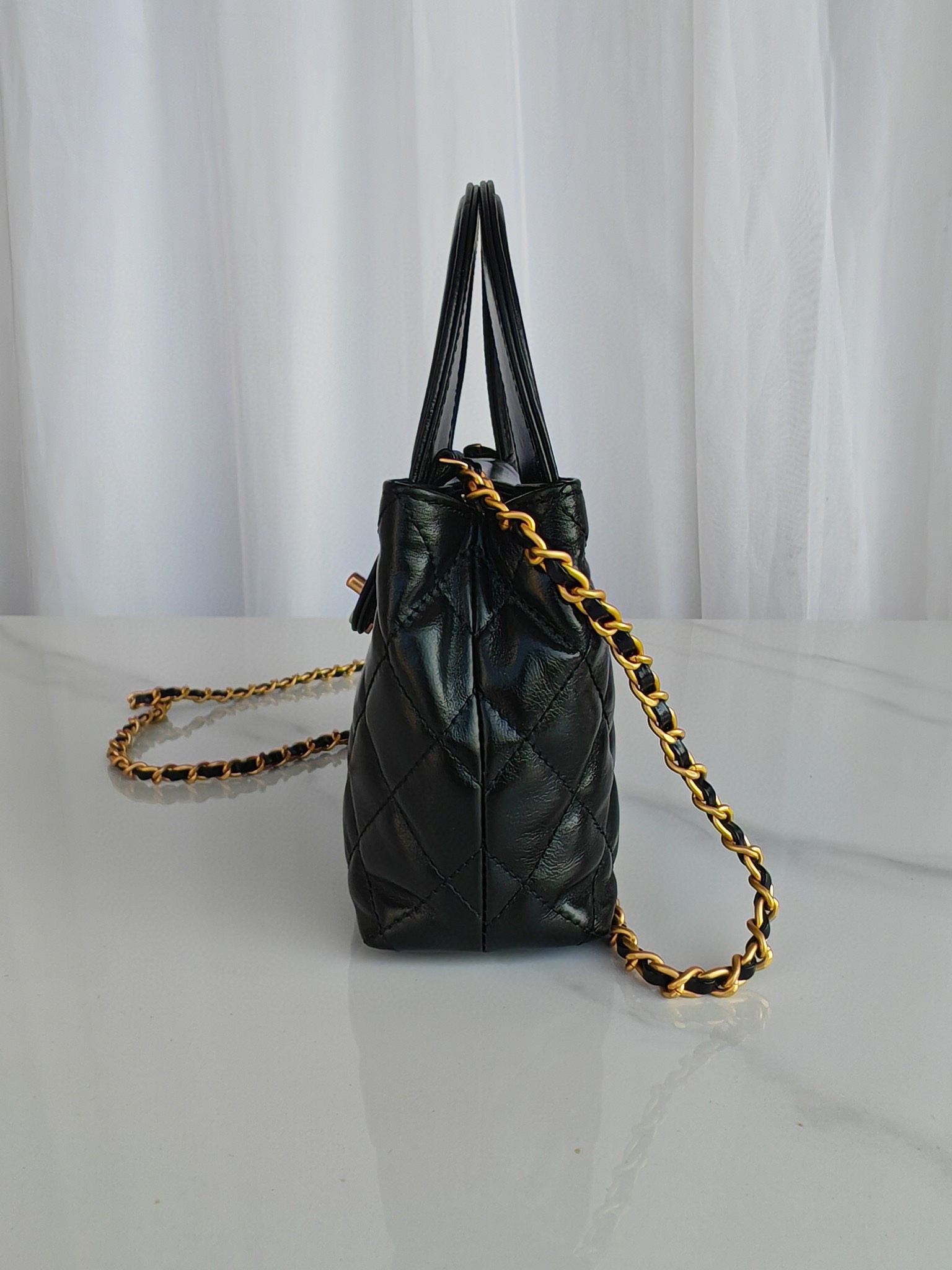 Bagsaaa Ch**el Top Handle Black bag 13X19X7cm