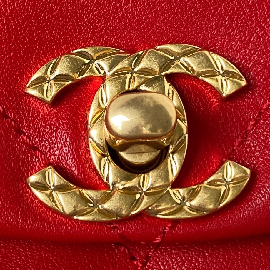 Bagsaaa Ch**el small Backpack Calfskin & Gold-Tone Metal Red