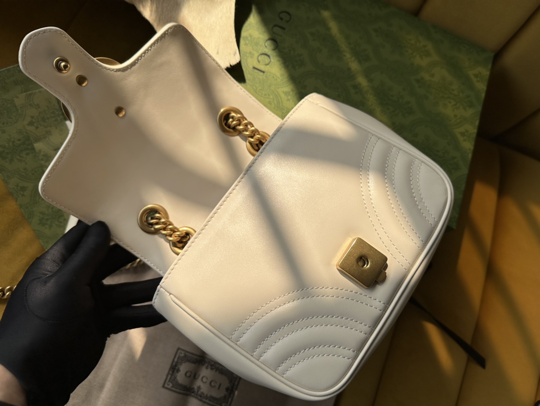 Bagsaaa Gvc*1 GG Marmont Mini Shoulder White Bag - 18/15/8cm