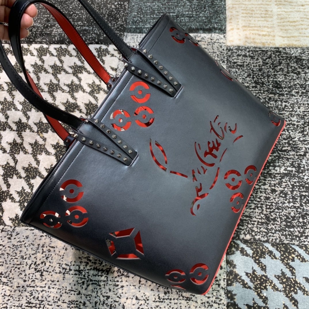 Bagsaaa Chr1st1an Louboutin Cabata E/W mini Black Tote Calf leather 