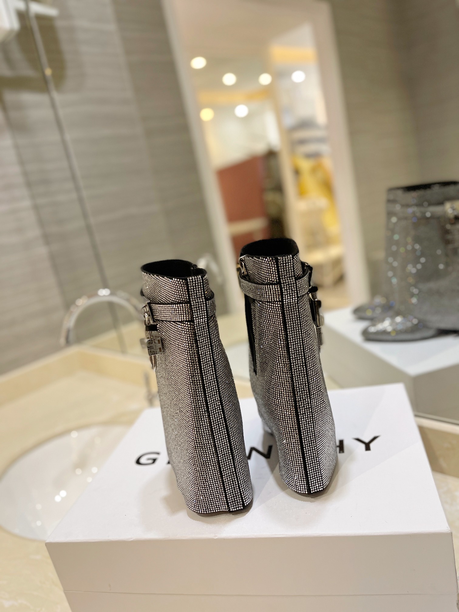 Bagsaaa Givenchy Shark Lock Ankle Boots in satin with strass silver