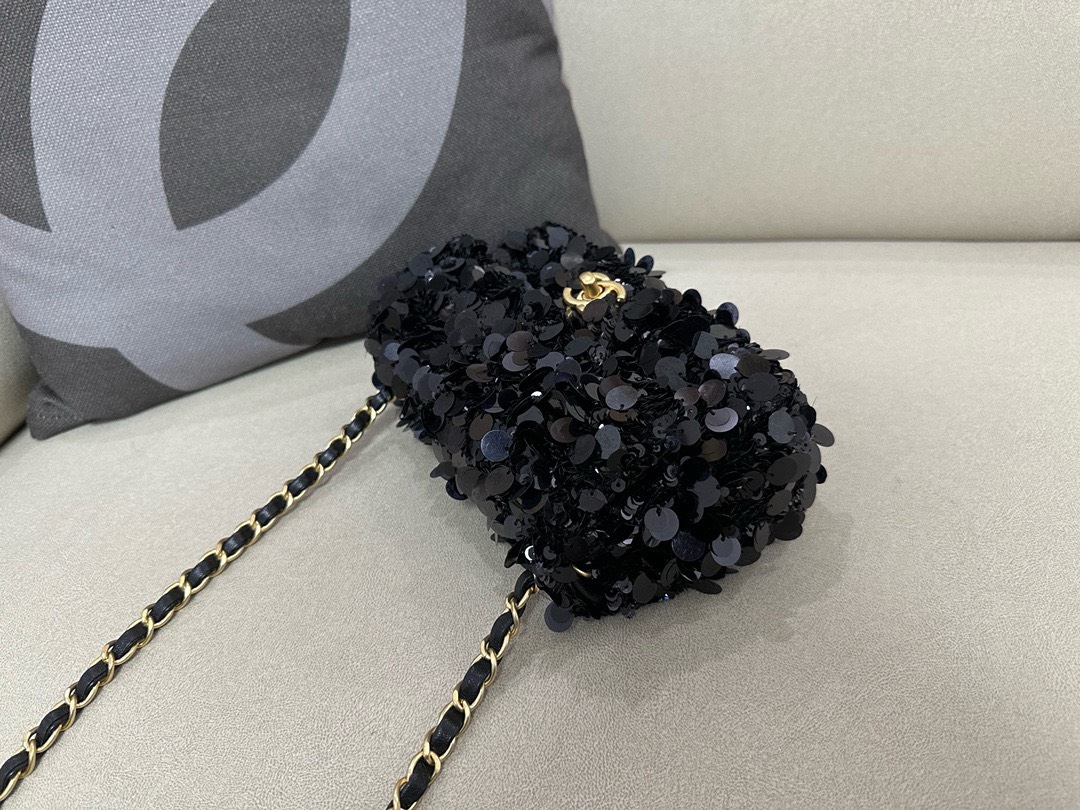 Bagsaaa Ch**el Black Sequin Flap Bag - 20cm