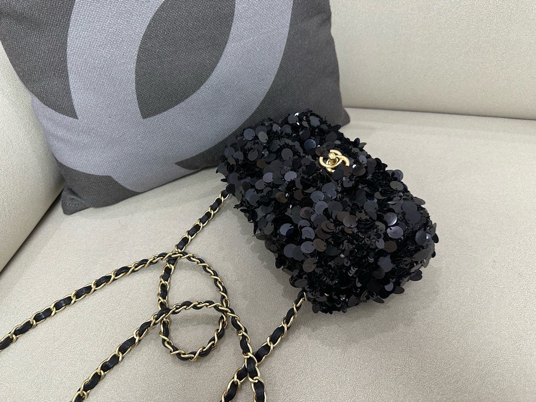 Bagsaaa Ch**el Black Sequin Flap Bag - 20cm