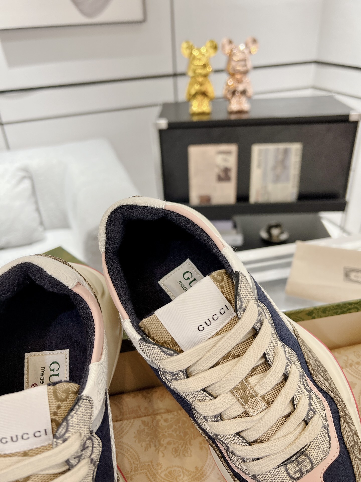 Bagsaaa Gvc*1 Rhyton GG Sneakers
