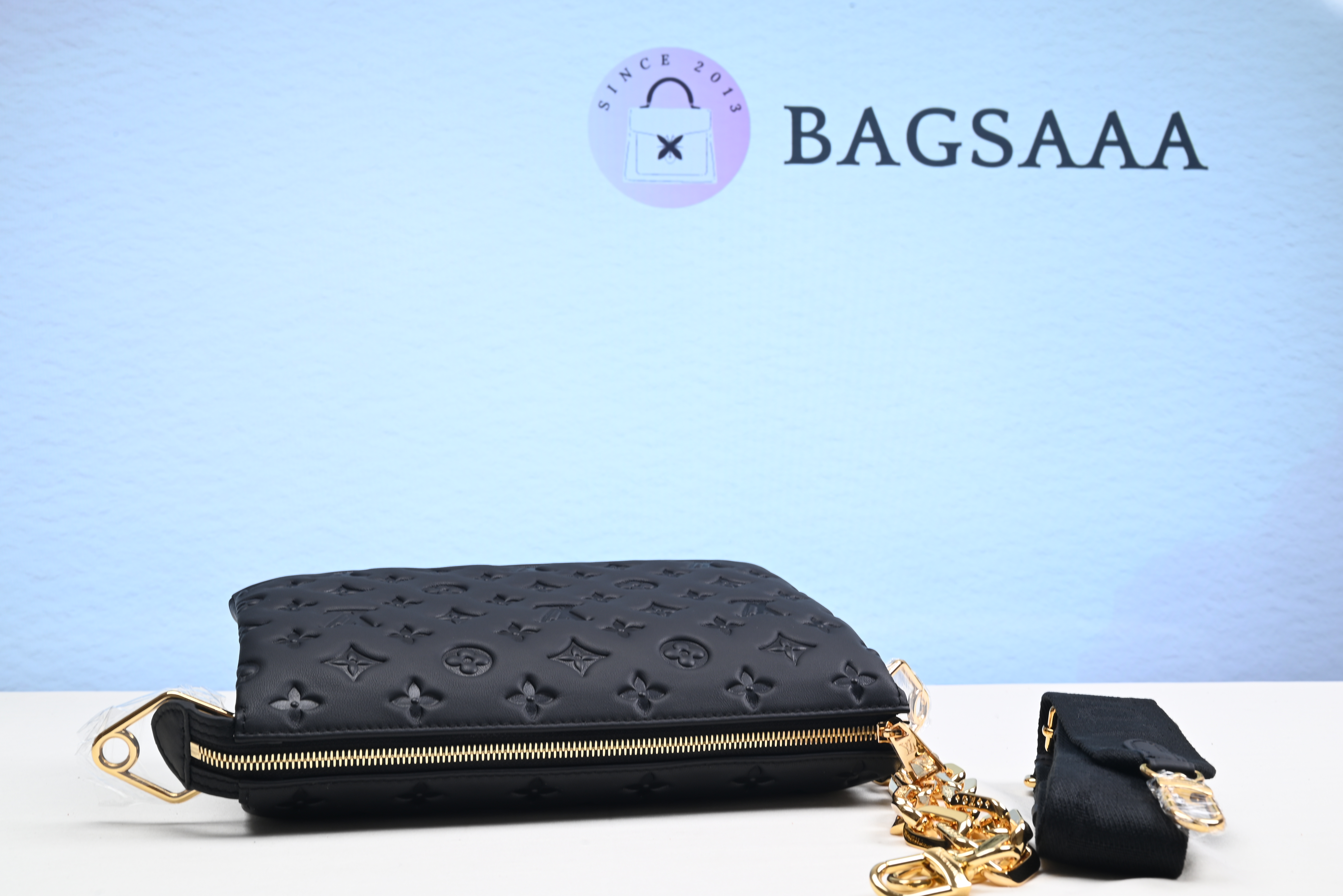 LV COUSSIN PM M57790 Black