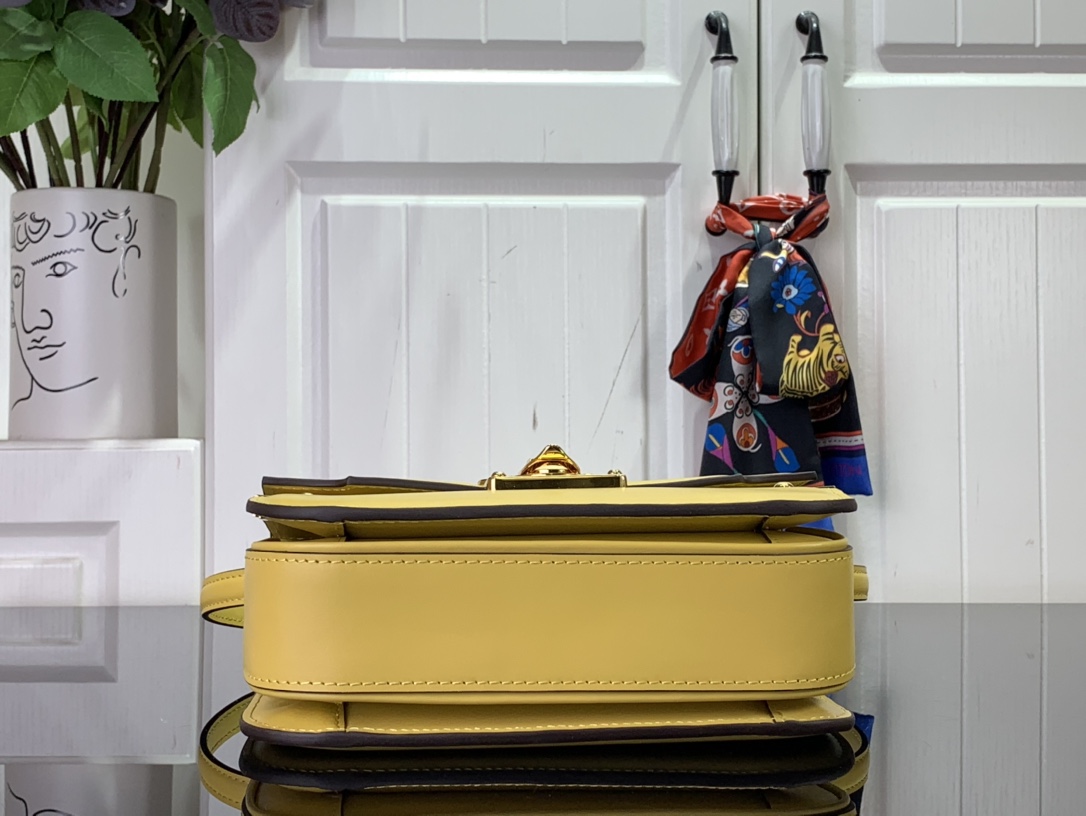 Bagsaa L0vis Vvtt0n Orsay M23655 Yellow - 21.5 x 15.8 x 5 cm