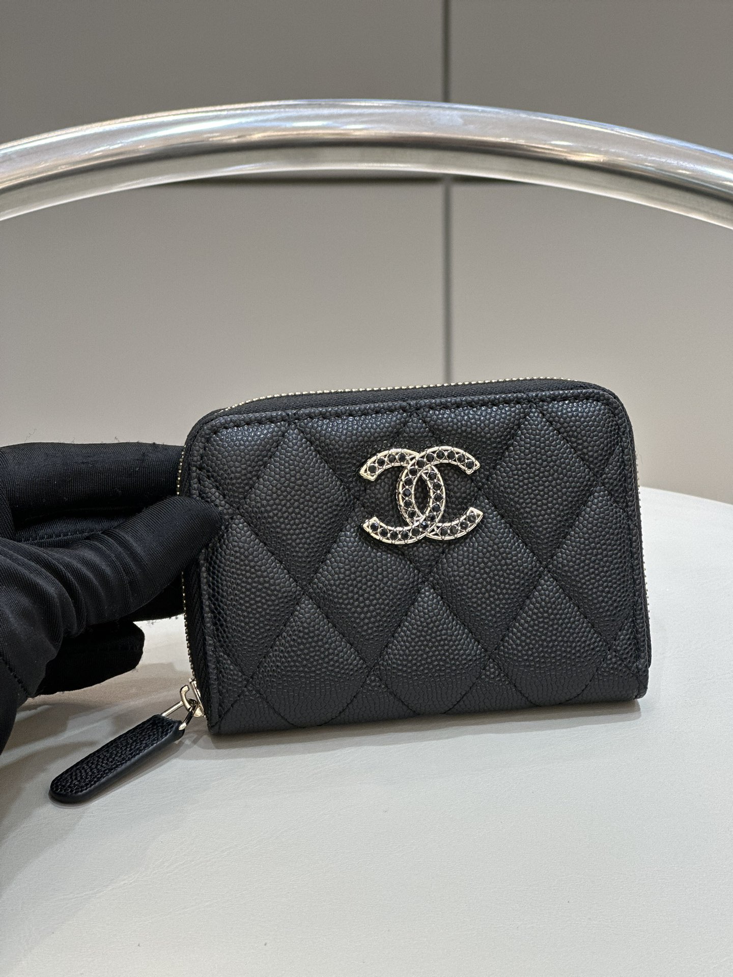 Bagsaa Ch**el Coin Purse Black CC Logo Caviar Leather - 19x3x10cm