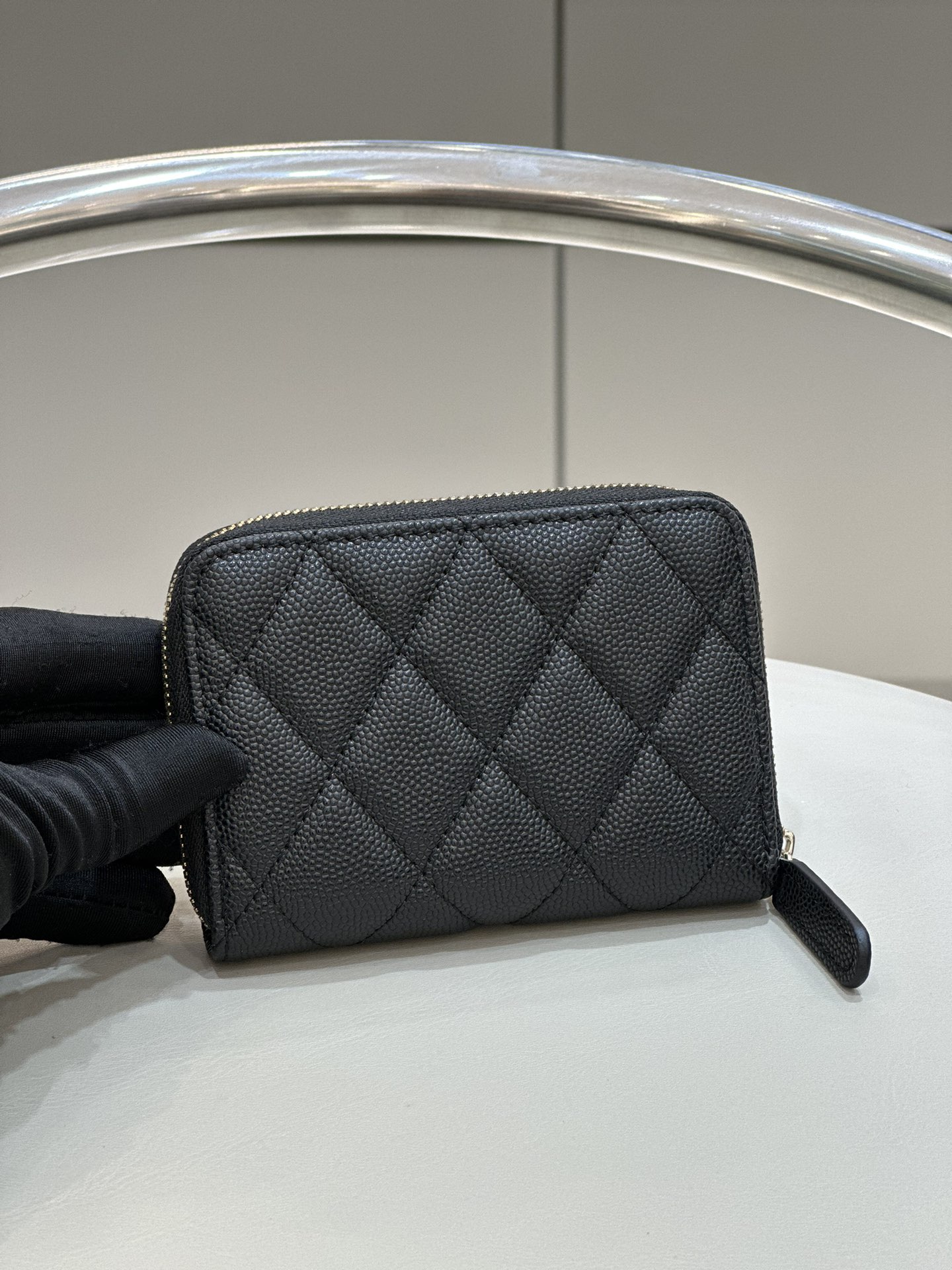 Bagsaa Ch**el Coin Purse Black CC Logo Caviar Leather - 19x3x10cm