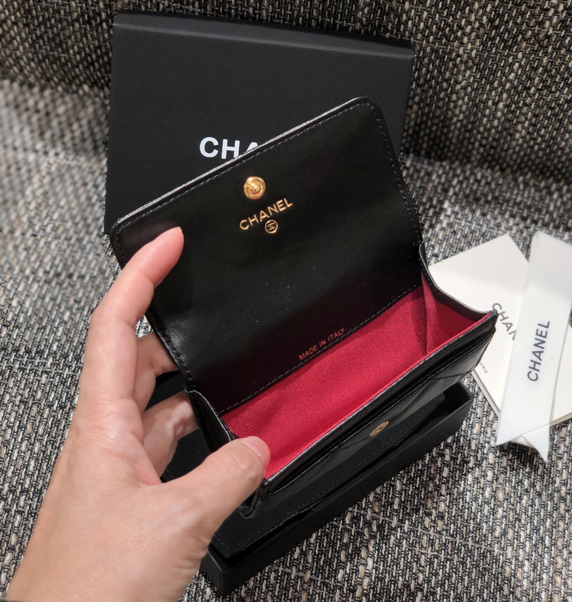 Bagsaaa Chane 19 Flap Wallet Black Gold Hardware