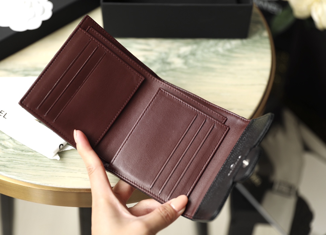 Bagsaaa Ch**el 3 fold wallet black caviar silver hardware - 10.5x11.5x3cm