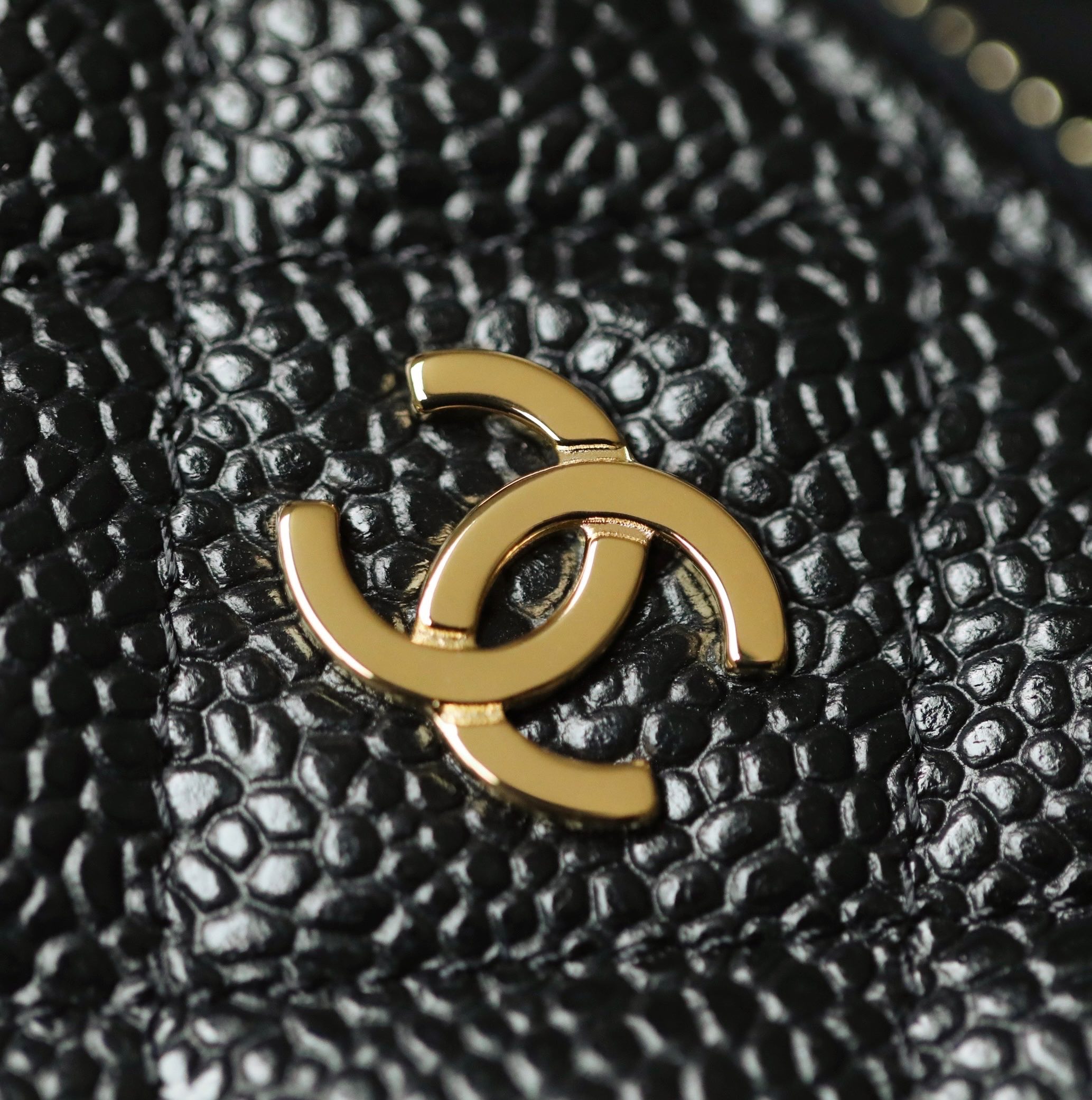 Bagsaaa Ch**el Black Caviar Coin Purse Gold Hardwware - 7.5×2×11.cm