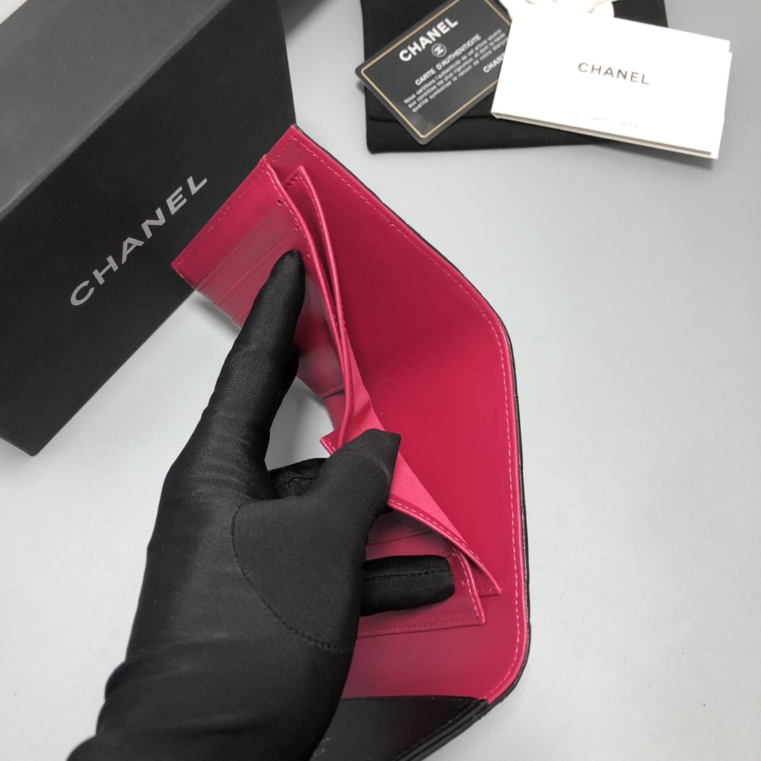 Bagsaaa Ch**el Black Wallet With Heart Logo - 11.2×7.5×0.5cm