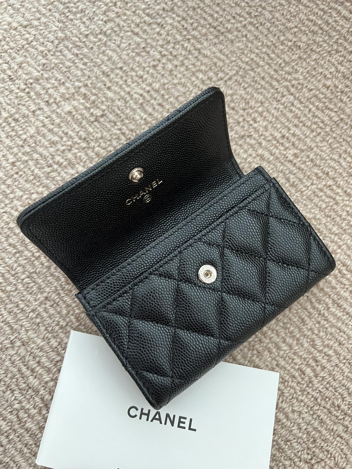 Bagsaaa Ch**el Flap Wallet Metal CC Logo
