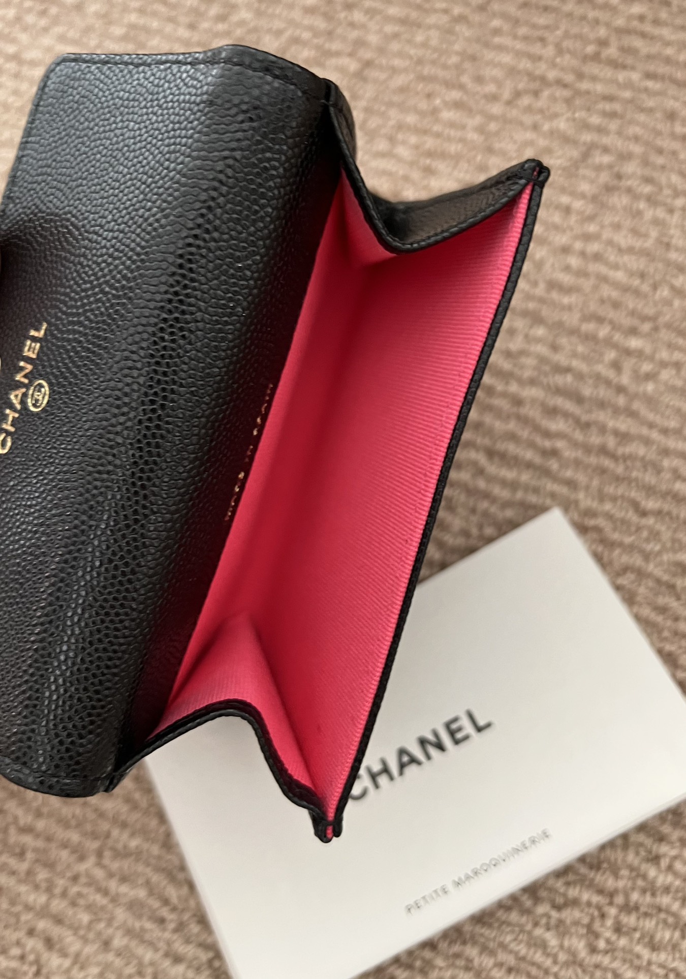 Bagsaaa Ch**el Flap Wallet Metal CC Logo