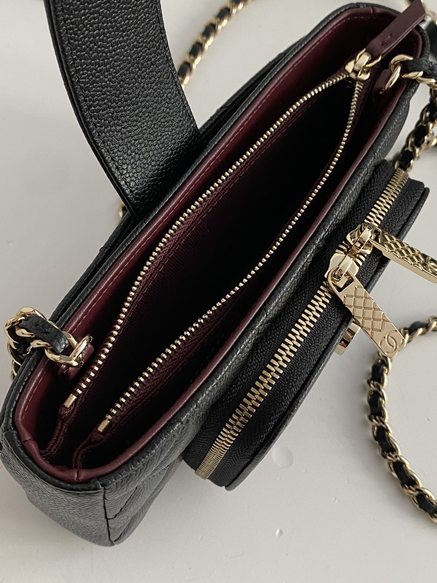 Bagsaaa Ch**el 22B Quilted Phone Holder With Chain Black Caviar - 19 x 9 x 3.5 cm